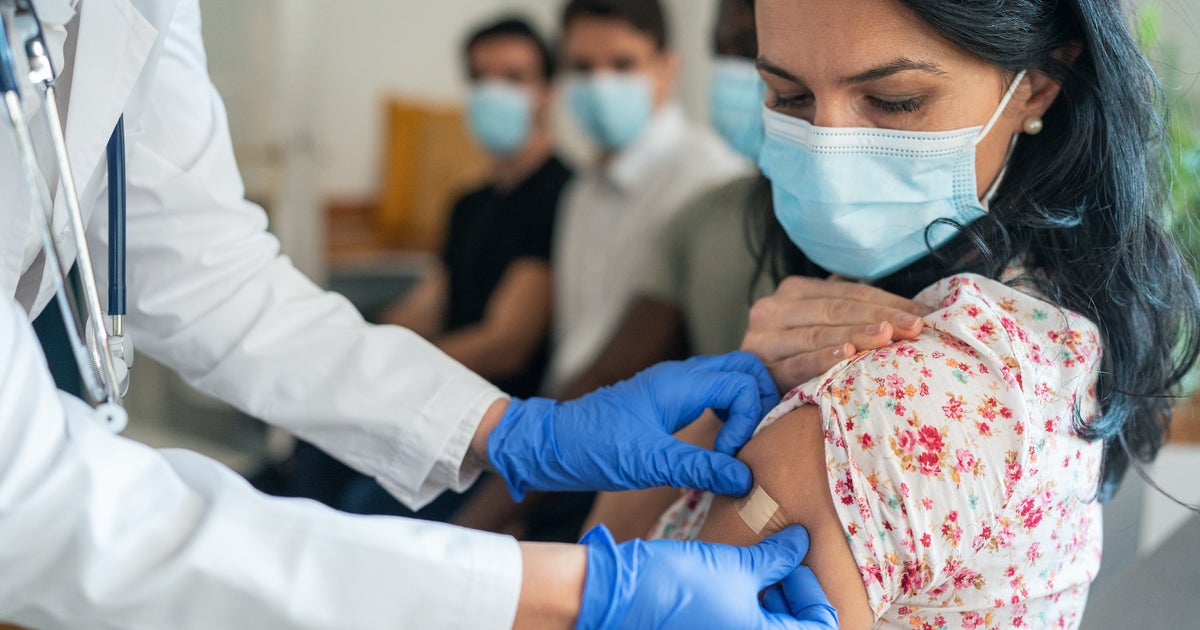 HuffPost's tweet card. Here's what you can expect when you get the Pfizer or Moderna vaccine and how you can ease any symptoms.