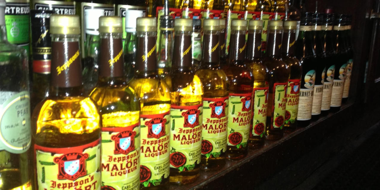 hopnotes's tweet card. A wormwood-infused beverage with a famously odd flavor, Malört began as a medicinal drink but took on a new life among 21st century tastemakers.