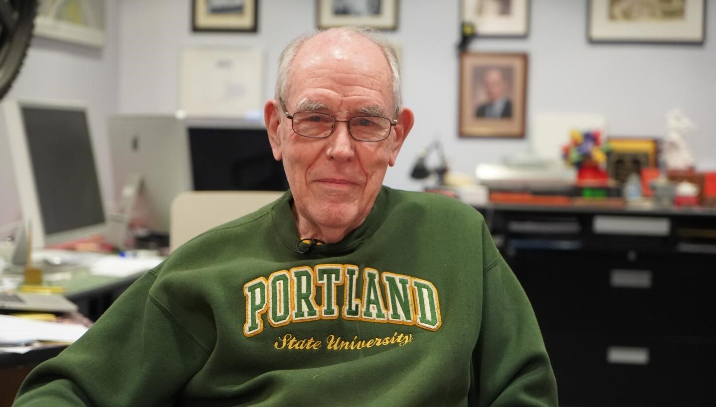 ComputerHistory's tweet card. CHM releases to the public for the first time a full oral history with Ivan Sutherland, pioneer of computer graphics, virtual reality, asynchronous systems, and more.
