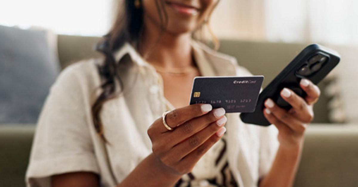 PSS_Prosoft's tweet card. 🛒 De la omnichannel la Comerț Unificat: viitorul retailului Omnichannel a adus beneficii majore retailerilor, dar Comerțul Unificat duce lucrurile mai departe: conectează perfect front-end-ul...