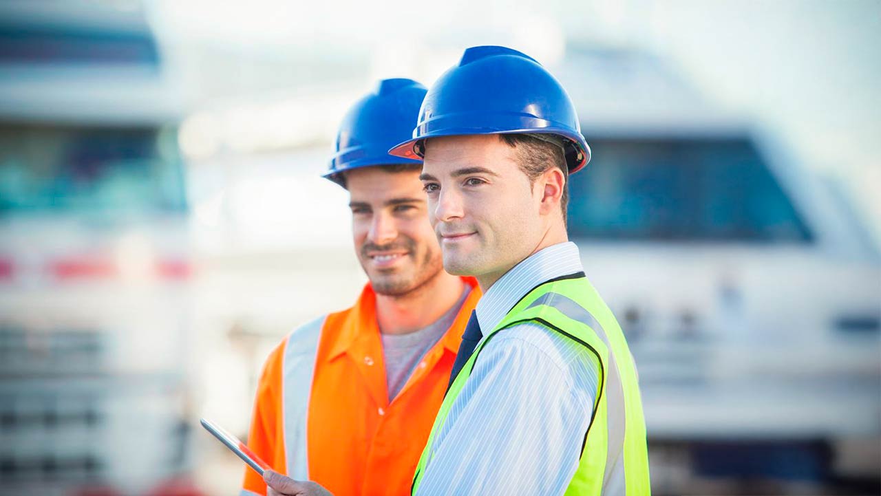 TelefonicaTech's tweet card. Abordamos los desafíos clave en la integración de soluciones tecnológicas en entornos industriales y cómo superarlos con estrategias de transformación digital. Aprende sobre la integración de...