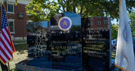 BerkshireEagle's tweet card. Hundreds honored fallen veterans at the Saturday unveiling of the Berkshire Gold Star Memorial in Lenox.