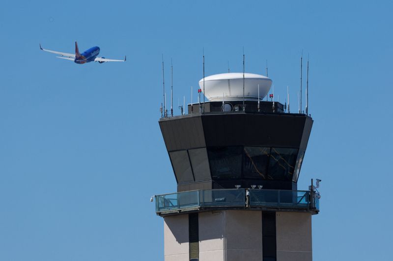 CloudNationInfo's tweet card. Analysis of air traffic control system protocols during government shutdown shows 50% staffing reduction impact while maintaining safety standards. Key metri...