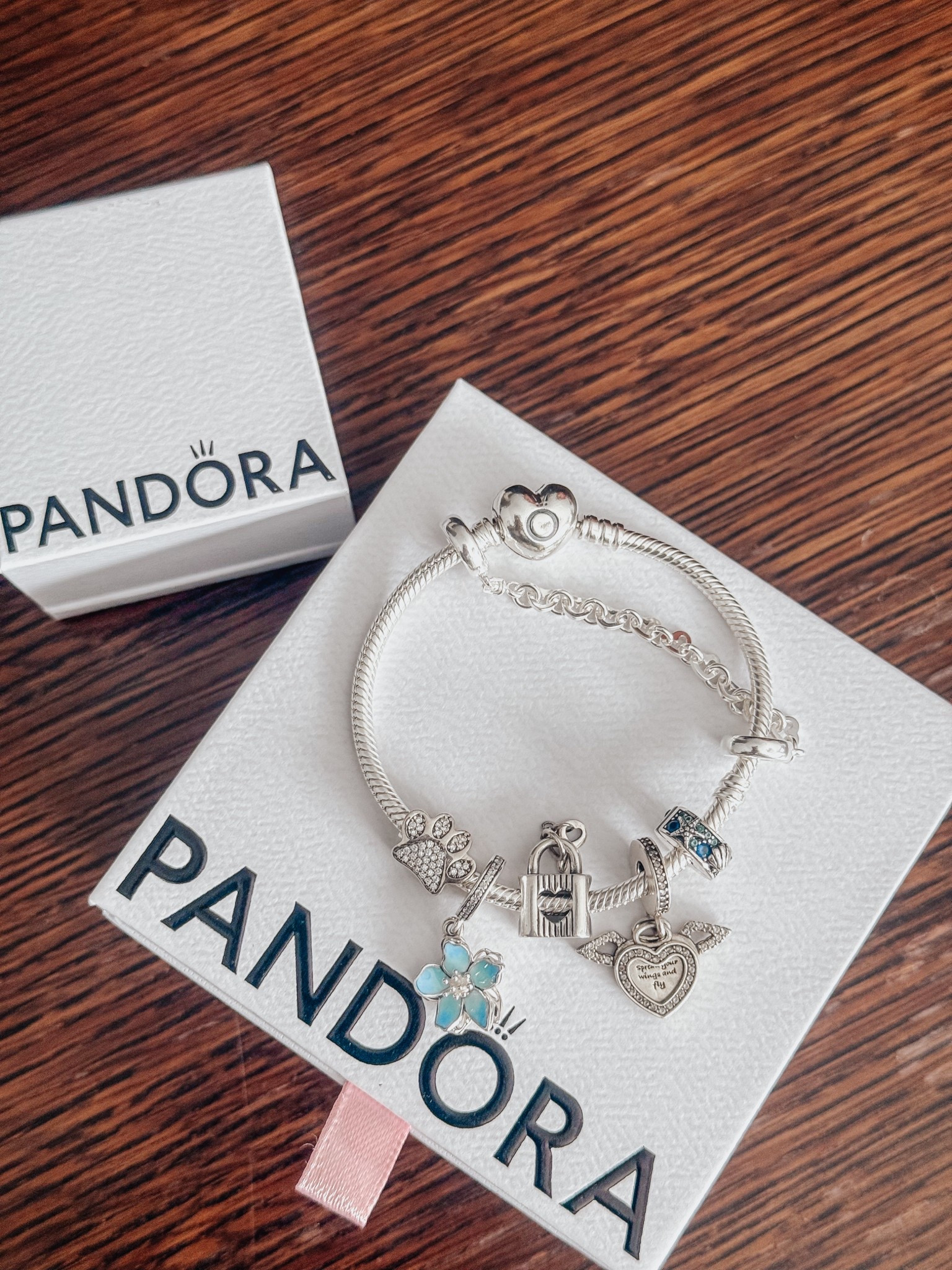 LinhyBanh's tweet card. Shop Heart Clasp Studded Chain Bracelet and other curated products on LTK, the easiest way to shop everything from your favorite creators.