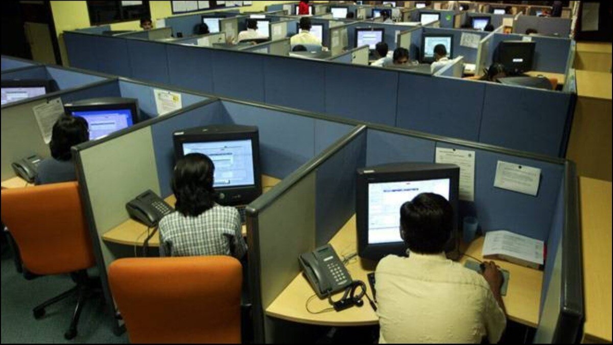 alok_nayak's tweet card. The global tech industry continues to experience significant job cuts, with an average of 23 tech professionals losing their jobs every hour over the past two years.