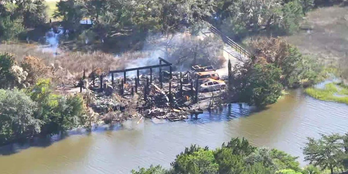 Live5News's tweet card. The South Carolina Law Enforcement Division says the investigation into a massive weekend house fire in Colleton County has found no evidence of arson.
