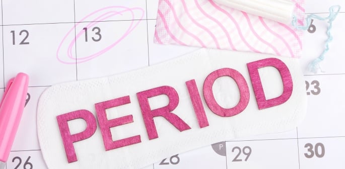 DESIblitz's tweet card. Menstruation remains taboo for many South Asian girls. Here’s how to track your period effectively in a home where it’s still stigmatised.