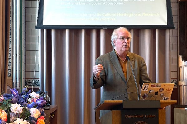 ASCLibrary's tweet card. Brewster Kahle's talk introduced the Internet Archive Europe’s efforts to enhance accessibility and relevance to our partners' cultural heritage collections.