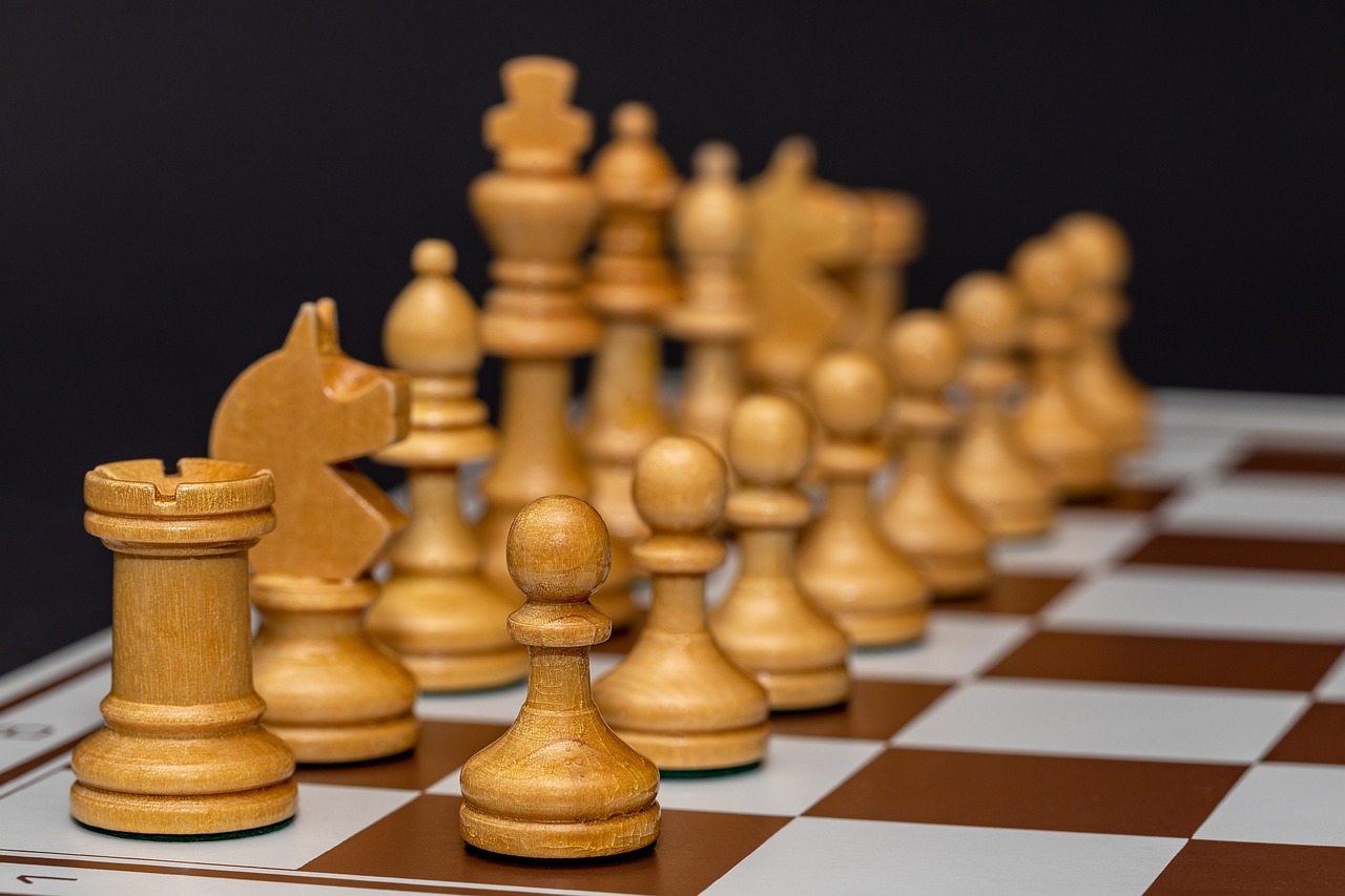 CircleChesscom's tweet card. Master chess rules & regulations - piece movements, special moves, tournament guidelines & winning strategies. Perfect for beginners to pros!