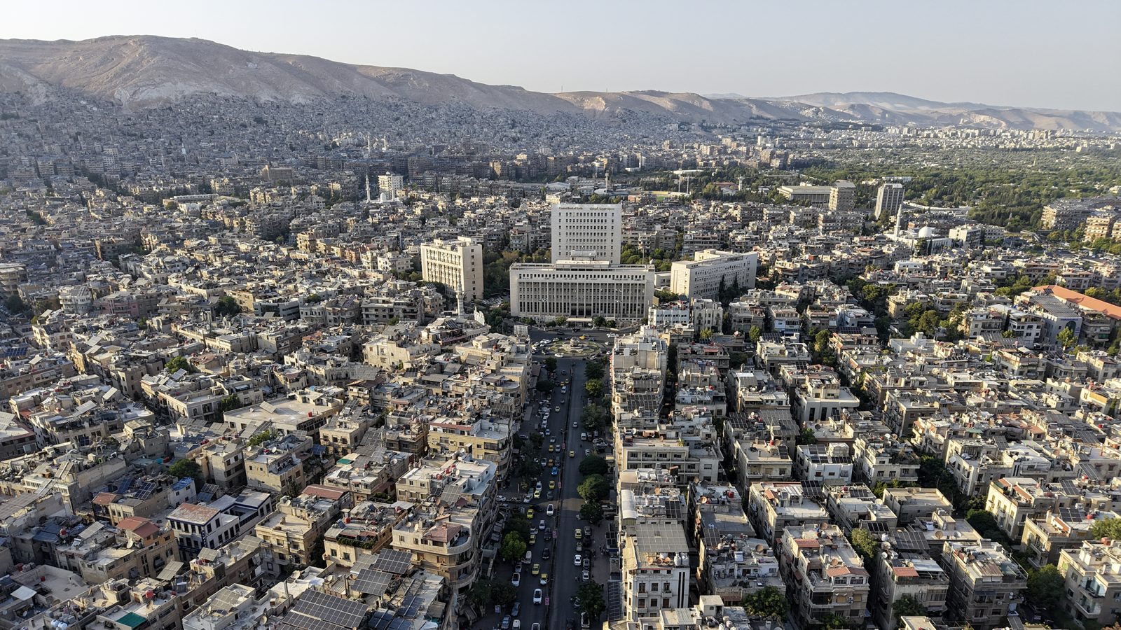 restofworld's tweet card. Tech founders in Damascus are rebooting a war-torn country.