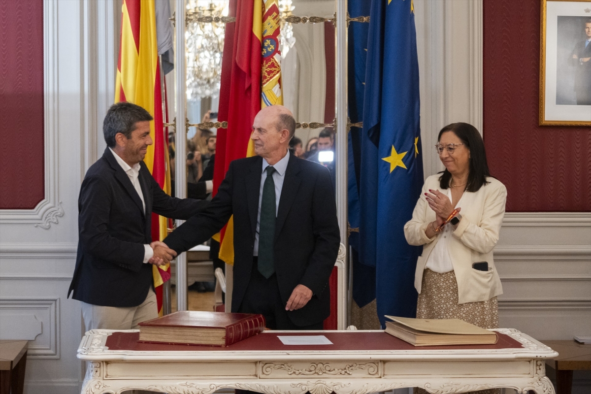 joanllinar72907's tweet card. Cómo hemos cambiado: siete diferencias entre la Agencia Antifraude del Botànic y la impulsada por...