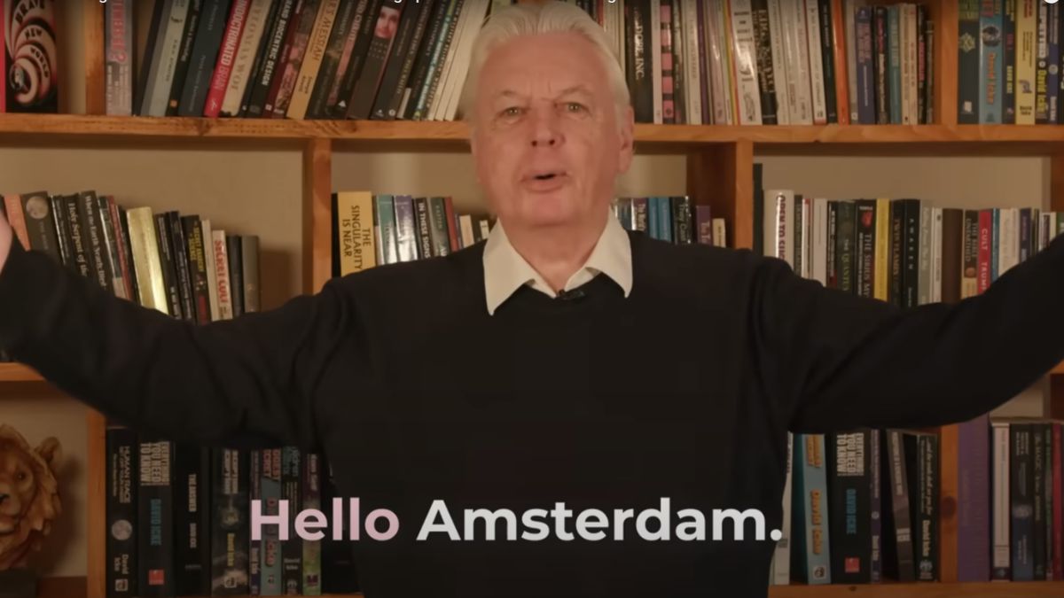 AndroidDevil83's tweet card. “Ze blijven maar tijd rekken. Deze zaak laat zien hoe diep we in Nederland gezonken zijn.”