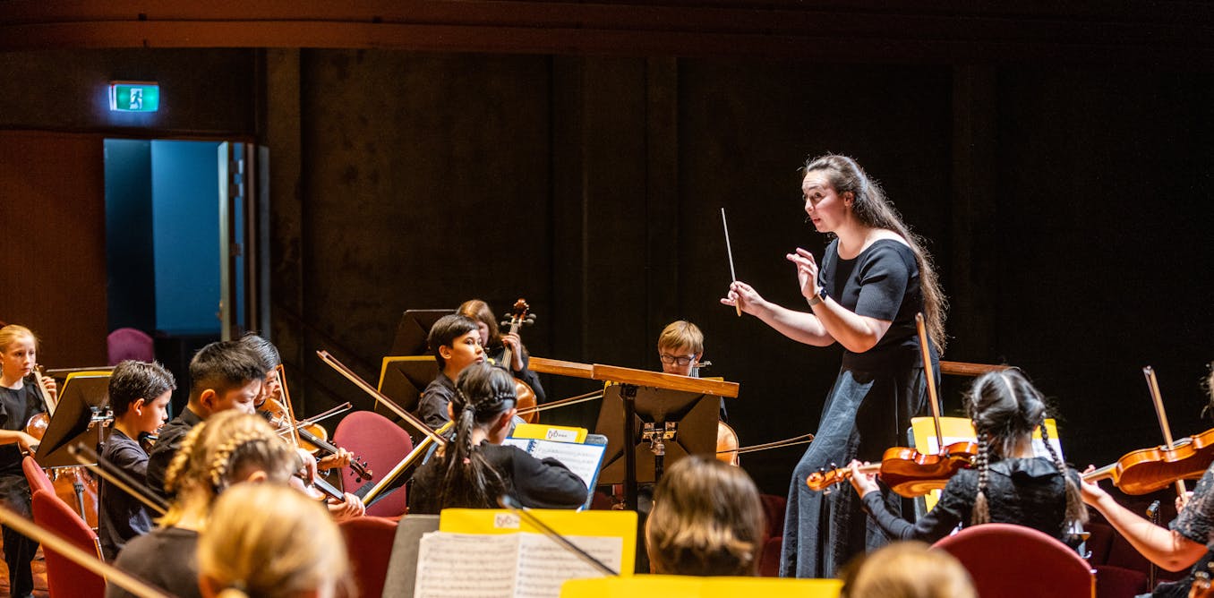 LightridgeSings's tweet card. A new study shows how teamwork, empathy and grit – all components of resilience – can be developed through group music making.