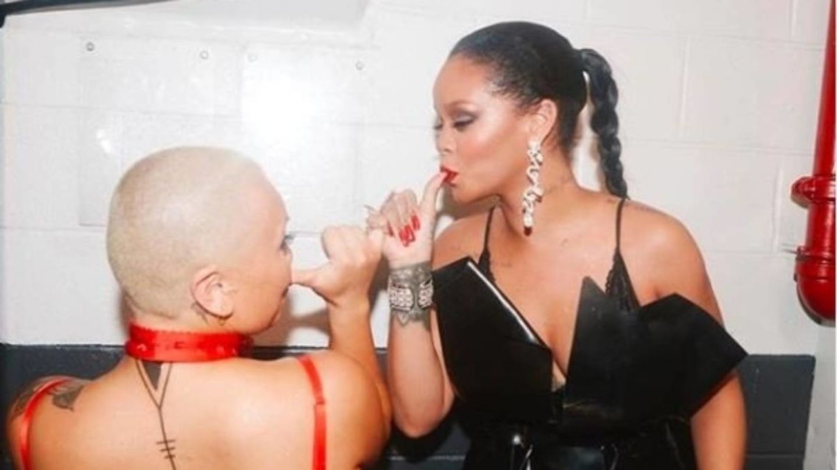 TheCoconetTV's tweet card. Rihannazine sees i-D bring together Rihanna with those who inspire her most ..... and one of those women is our very own Parris Goebel. In this film captured by Mario Sorrenti, Rihanna and her…