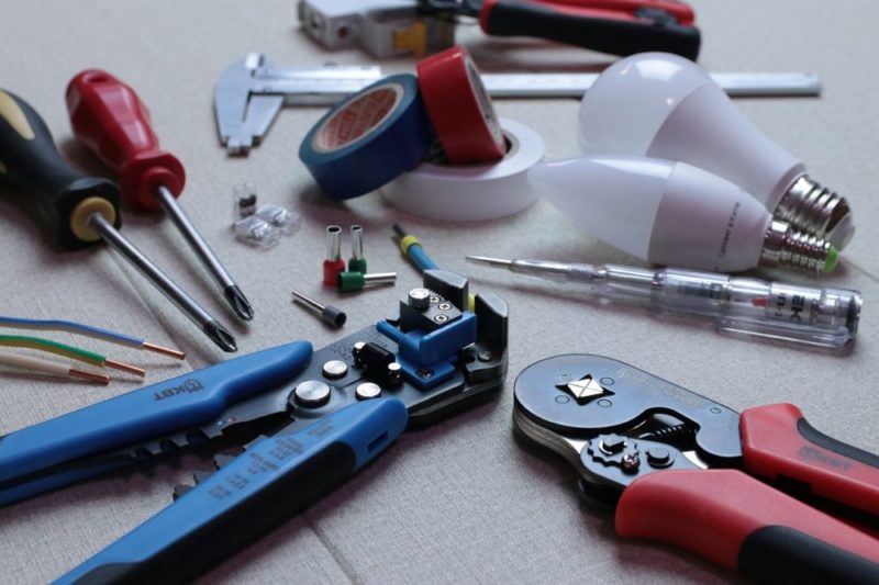CosmoBC_Tech's tweet card. Learn how wire stripping machines work, their role in automation and recycling, and why they’re vital in industrial and electrical applications.