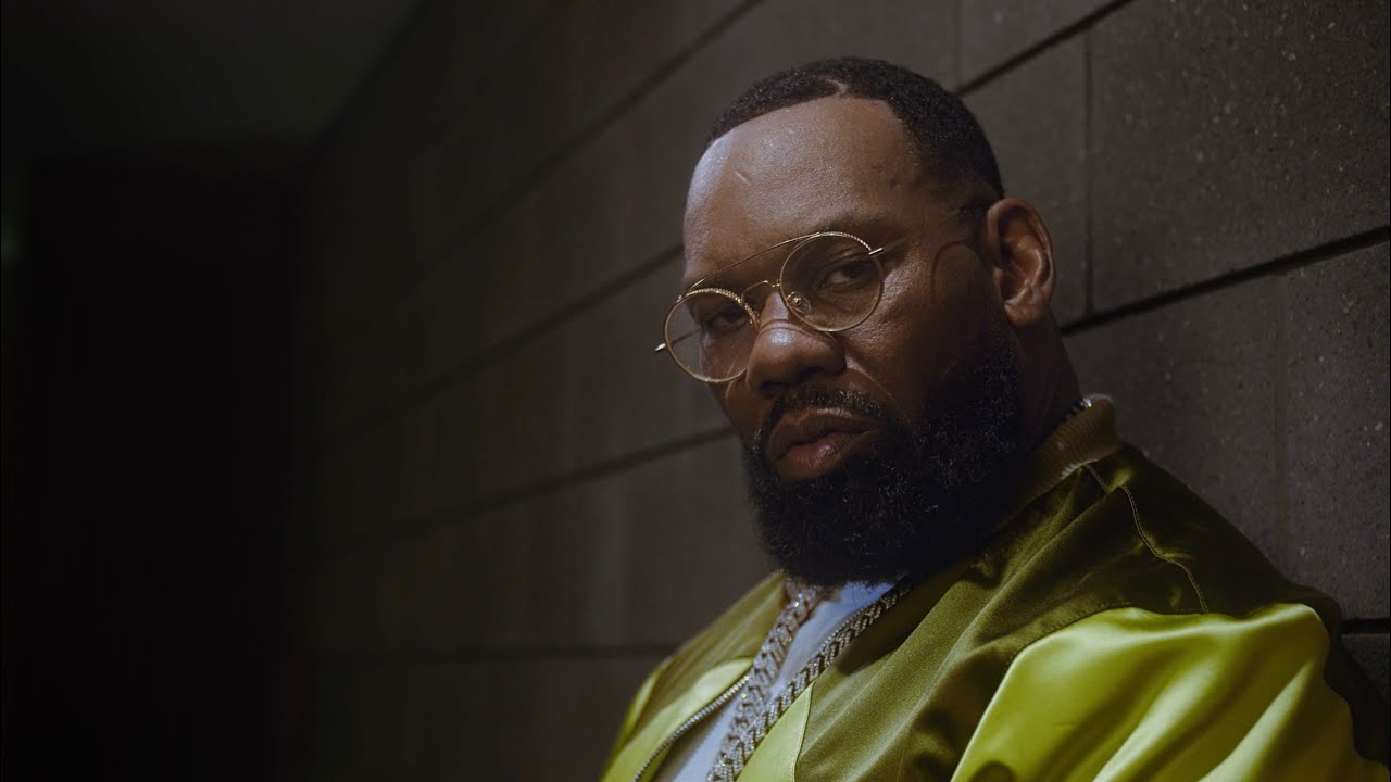 FreshHipHopRnb's tweet card. Raekwon feat. Stacy Barthe - "1 Life" [Video]