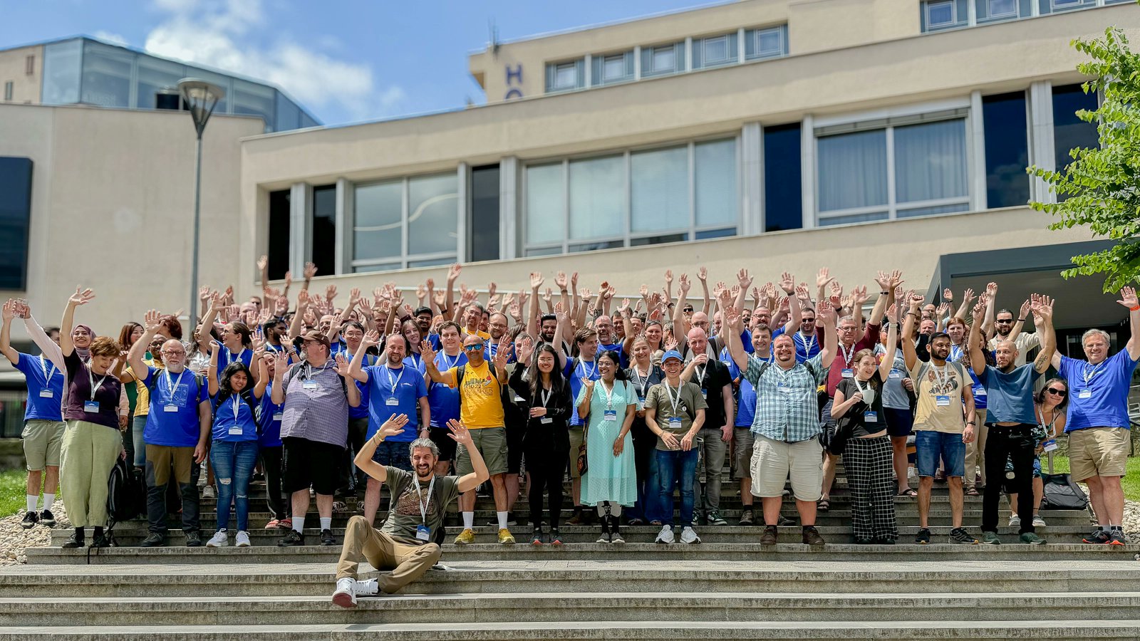 ElixirNodeUk's tweet card. In June 2024, members of the ELIXIR-UK community, including key contributors like Wendi Bacon and Nicola Soranzo, participated in the 2024 Galaxy Community ...