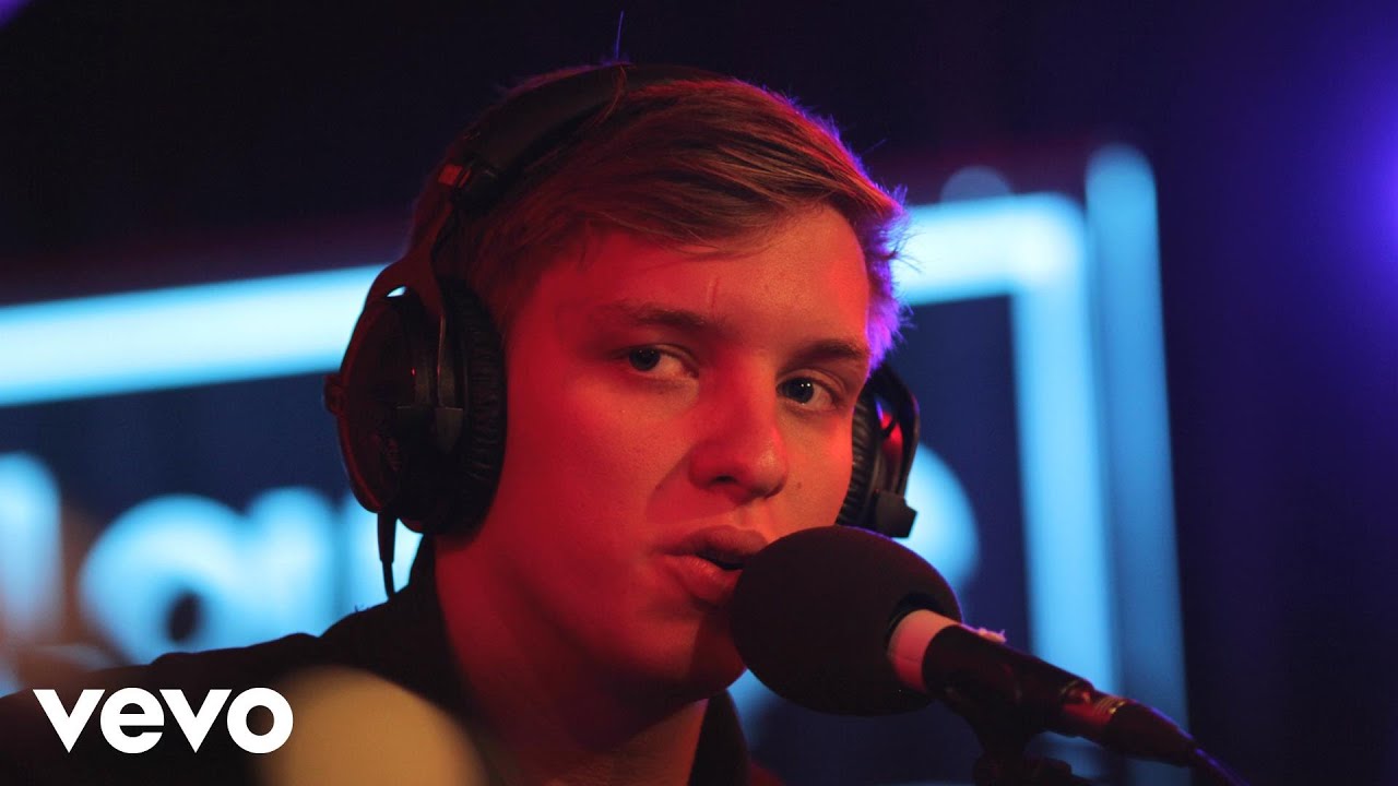 kylezinter's tweet card. George Ezra - Barcelona in the Live Lounge
