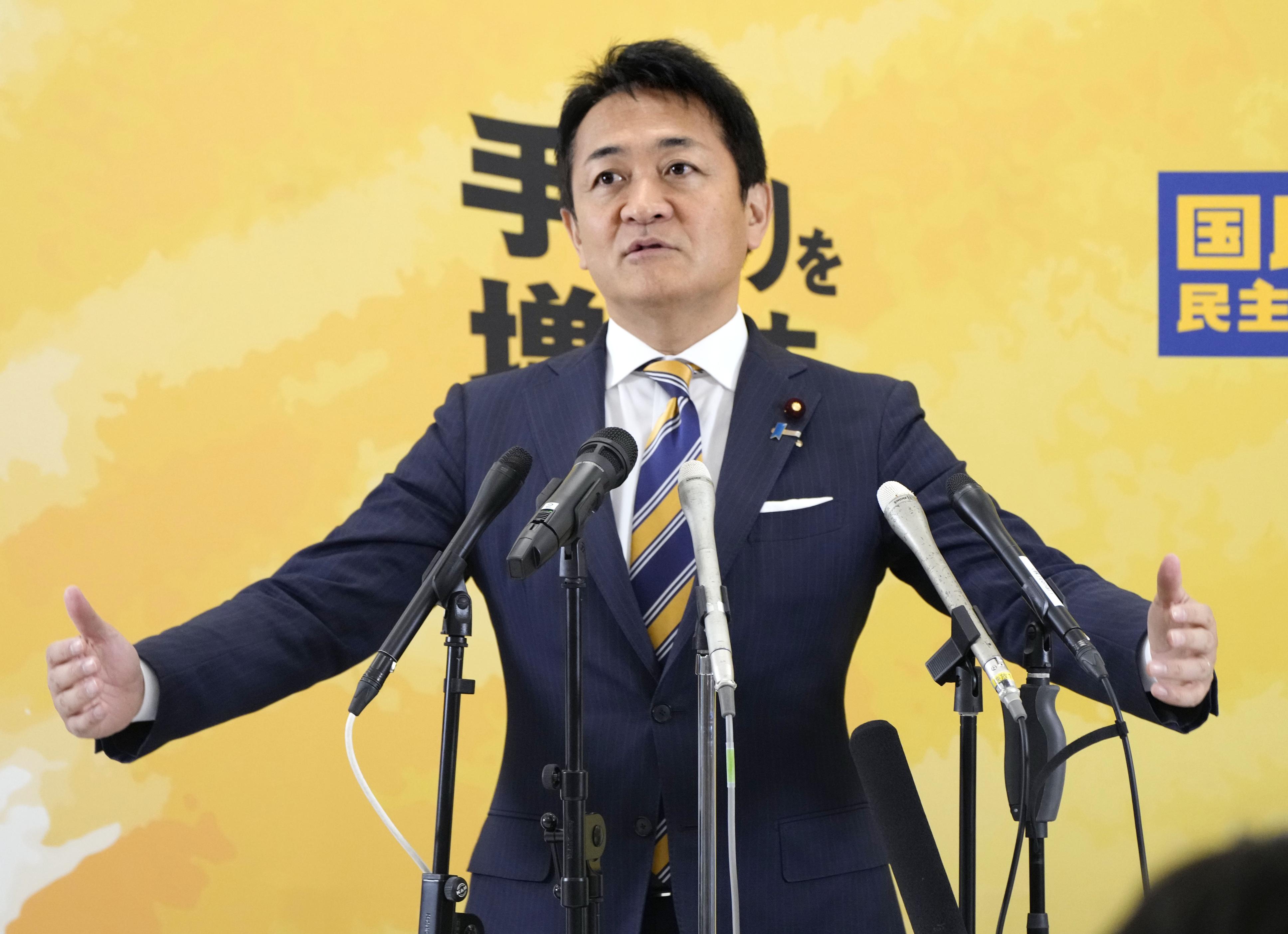 kamba_ryosuke's tweet card. 　国民民主党の玉木雄一郎代表は7日の記者会見で、自民、公明両党に対し、連立政権を維持するかどうかを早期に確認するよう求めた。与党との協力を巡り「自公の関係がどうなるかが分からなければ、われわれのコミッ ...