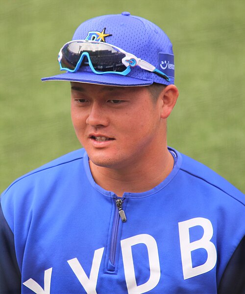 hama_soku's tweet card. DeNAの牧秀悟選手が復帰し、初安打を記録！チームに士気を与え、CS開幕へ期待が高まります。 牧秀悟 牧 秀悟