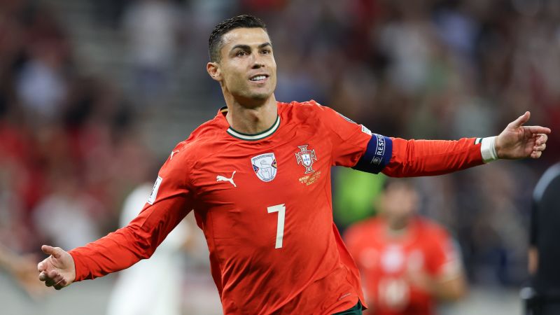 cnnsport's tweet card. Soccer superstar Cristiano Ronaldo has become the sport’s first ever billionaire player with a net worth of $1.4 billion, according to the Bloomberg Billionaires Index.