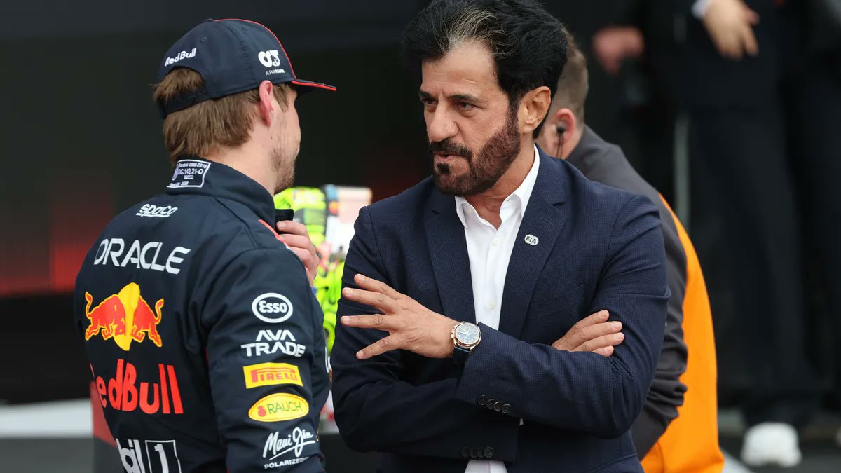 trainervanajax's tweet card. Een onverwachte wending in de FIA-verkiezingen: het lijkt er sterk op dat huidige FIA-president, Mohammed Ben Sulayem, de enige kandidaat zal zijn. De Emirati had drie uitdage...