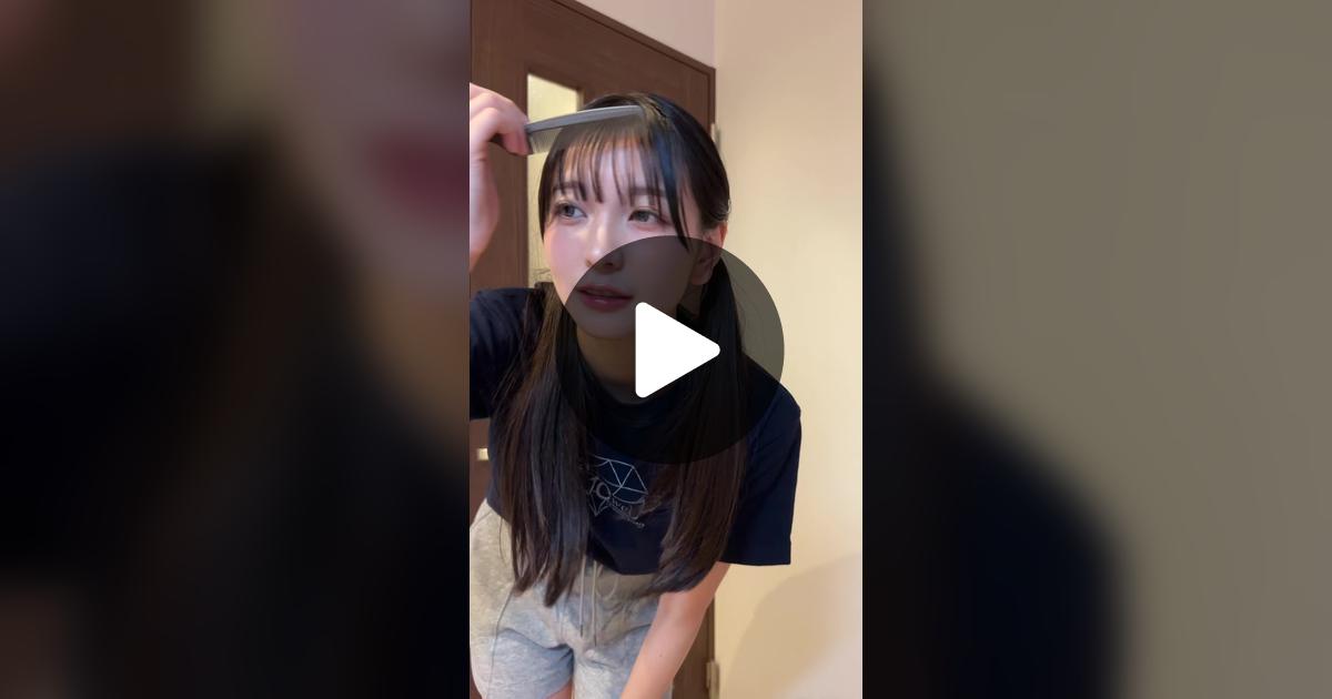 imahima1001's tweet card. 「いいね」が623件、コメントが35件。「カラコンすごい感じの日！🧓🏻」