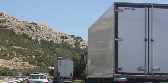 SILBarcelona's tweet card. La ONU apoya el e‐CMR como impulso a la digitalización del transporte por carretera