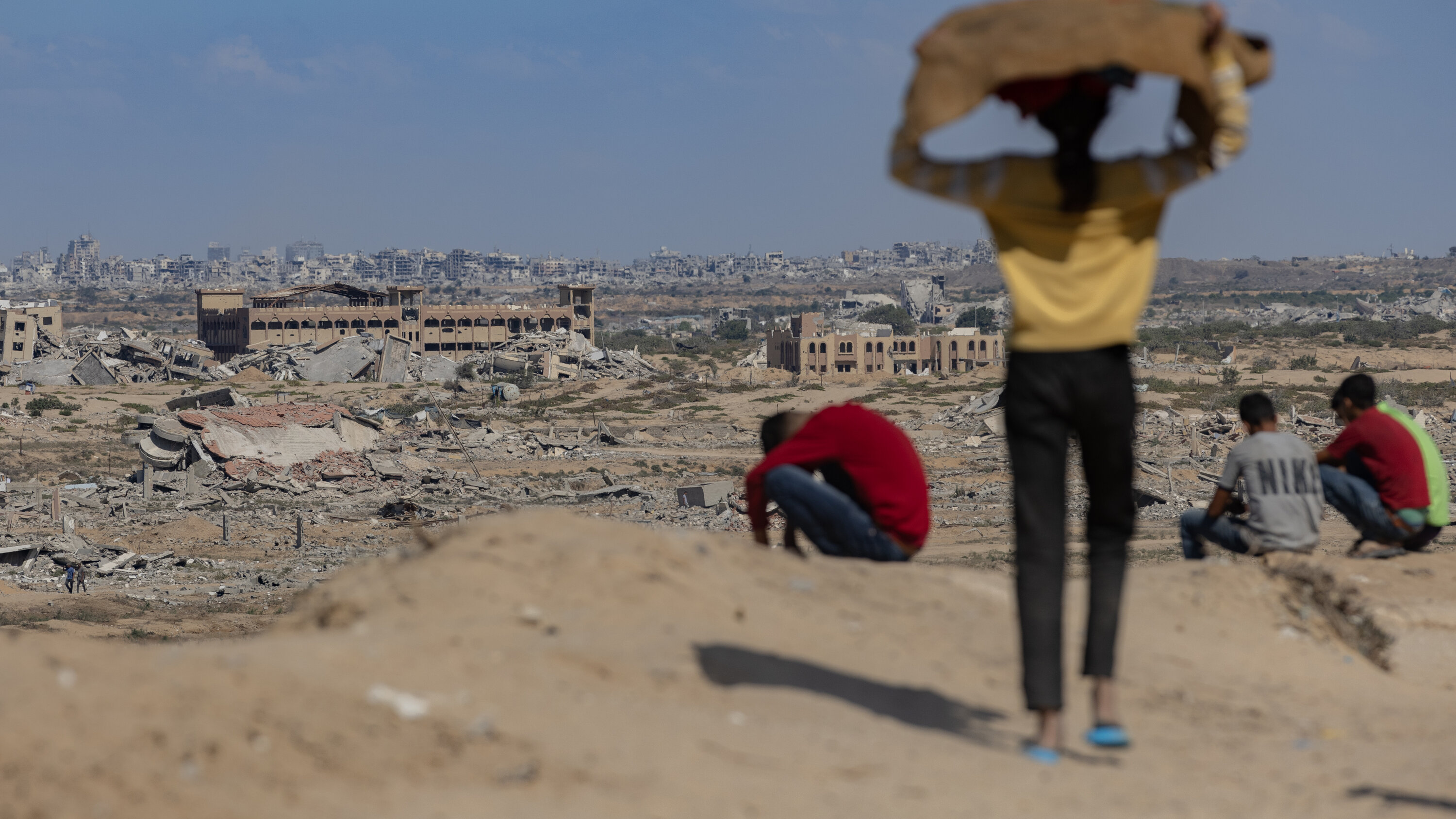 SenatorSlotkin's tweet card. President Trump said Israel would pull back troops in the first phase of the agreement, raising hopes that the two-year war in Gaza may be nearer to an end.