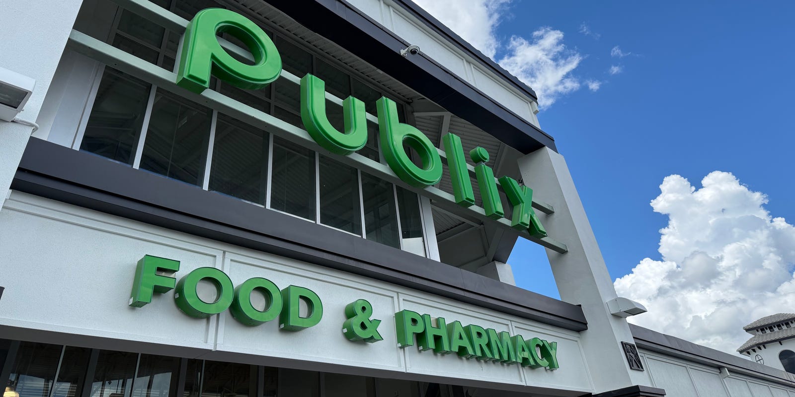 pbpost's tweet card. At least two billion-dollar jackpots from Powerball and Mega Millions are tied to a Florida Publix. Both prizes were for $1.58 billion.