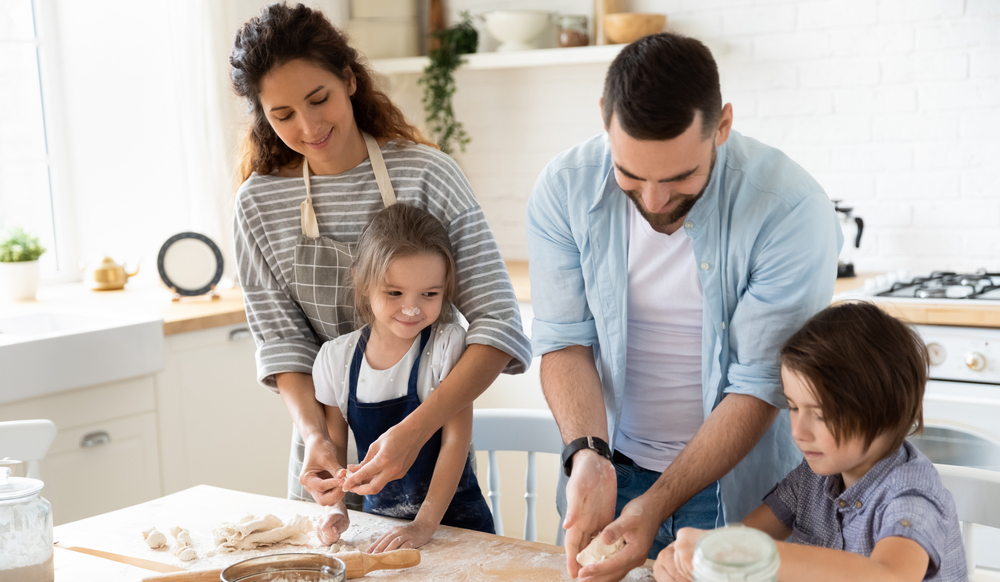 grisasexual's tweet card. Despite women’s strong representation in the U.S. workforce, and despite positive attitudes throughout the populace toward working mothers and dual-earner households, women continue to spend less...