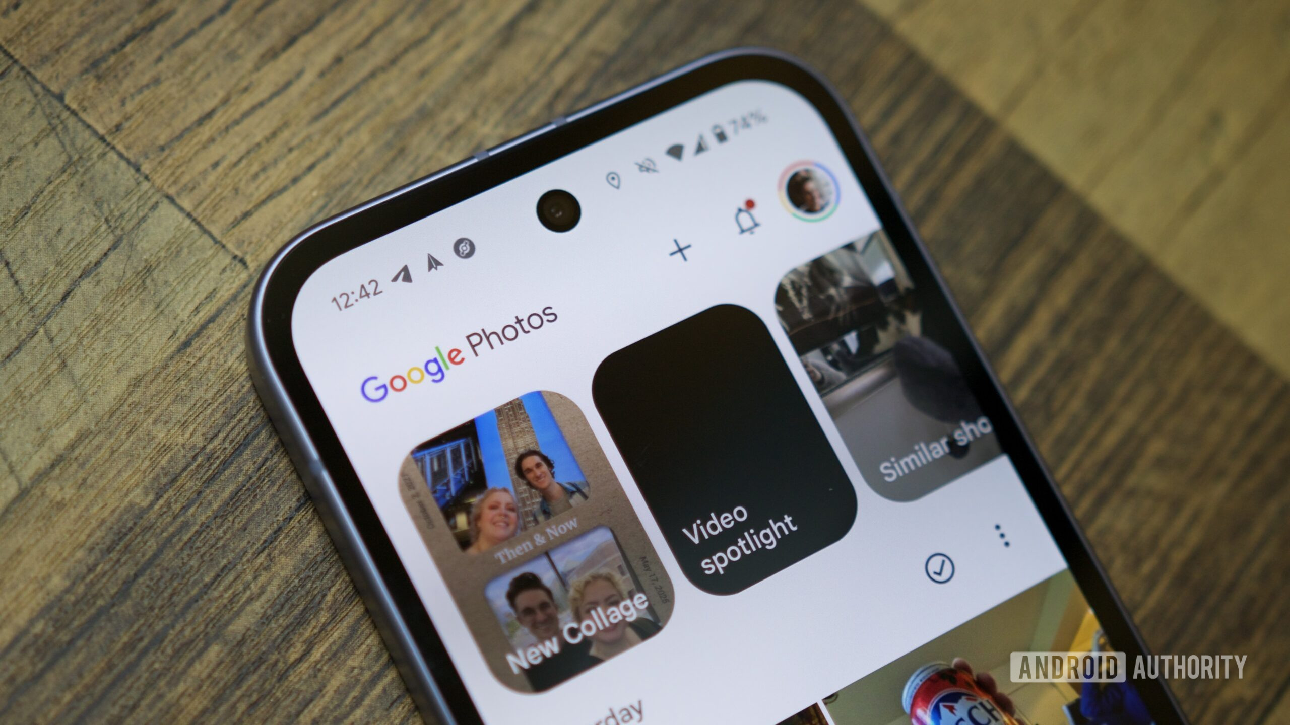 _tech_robot_'s tweet card. The Photos to video feature in the Google Photos app is getting a prompt box to give you more control over the result.