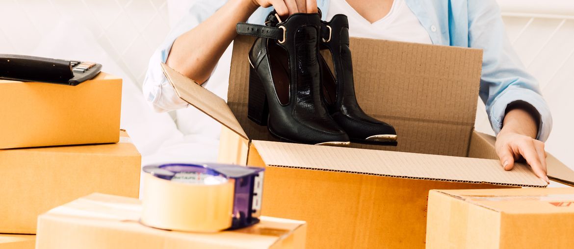 annamarialovely's tweet card. Learn how to properly pack shoes as part of your #moving process with these #packingtips.