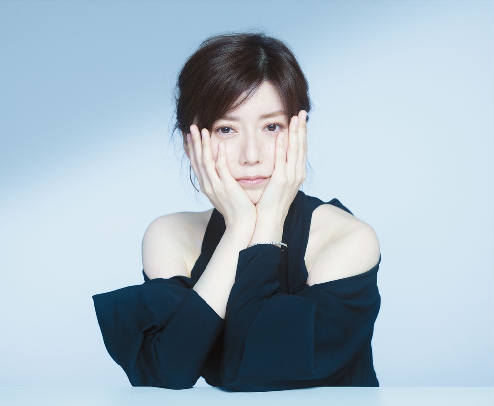 realsoundjp's tweet card. 柴田淳が、ビルボードライブツアーの追加公演を11月8日に東京にて開催する。　秋の3都市ビルボードライブツアーを10月より開催する柴田。その全日程が即日完売につき、東京での追加公演が決定した。およそ6年ぶりとなるフルバンドでの本公演は、デビュー記念日のカウントダウンからバースデーライブへと続く特別な…