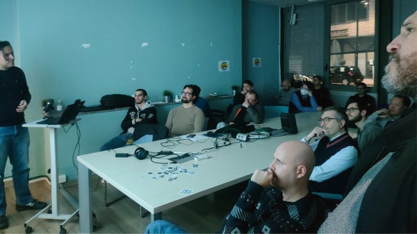 PythonPescara's tweet card. **🗓️ Python Pescara 2025/2 meeting** **🇮🇹 Italiano** Ci vedremo per l'incontro mensile presso Digitalsoft - L.go delli Castelli, Pescara alle 18:30. ⏲️ Ecco il progra