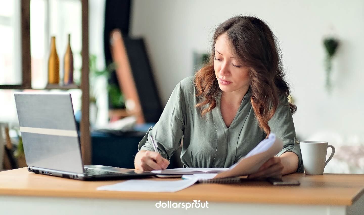 DollarSprout's tweet card. Think every creator is making six figures? Think again. Here's a closer look at the “middle class” of the internet — 180 million creators who are showing up, working hard, and often overlooked.