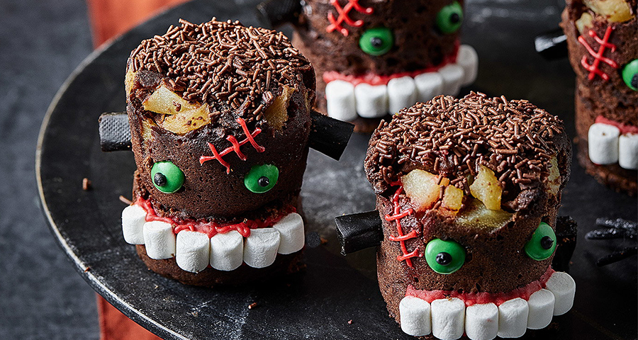 mybabatweets's tweet card. Halloween mug cakes recipe by Tesco Food. Halloween recipes to make with the kids this half term. Things to do October half term.