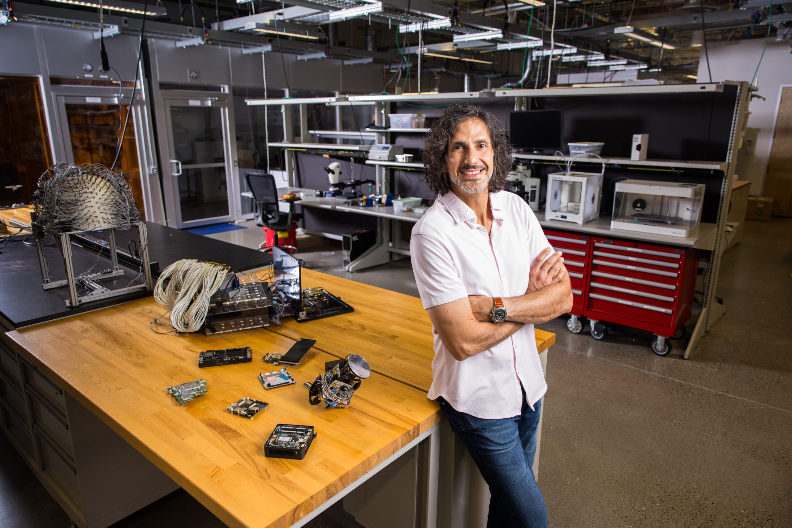 Windows's tweet card. Microsoft's neural processing unit (NPU) powers Copilot+ PCs with advanced AI capabilities, enabling efficient on-device processing.