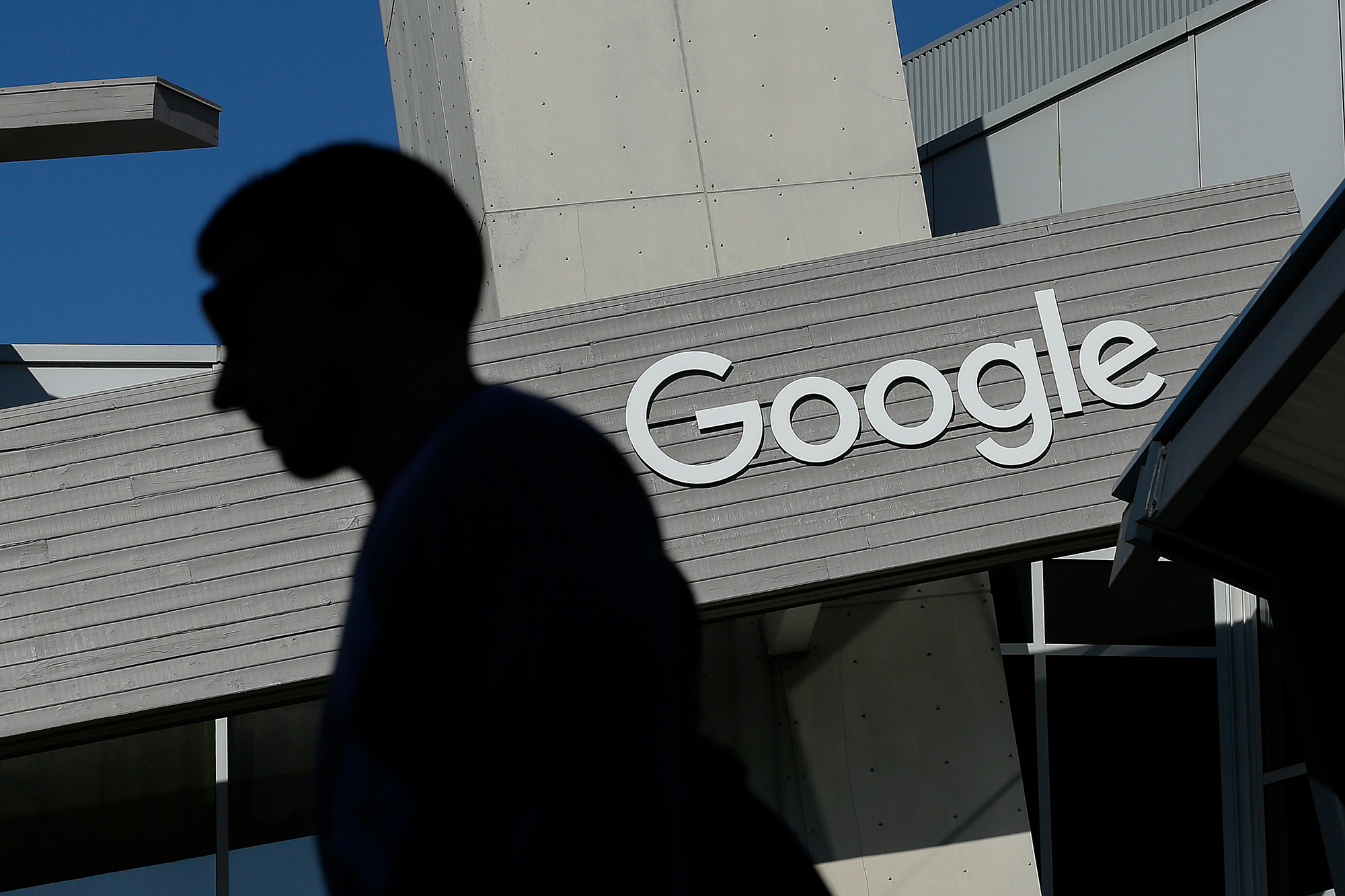 DuckDuckGo's tweet card. Google organized business owners against California legislation to force its Chrome web browser to safeguard personal data.
