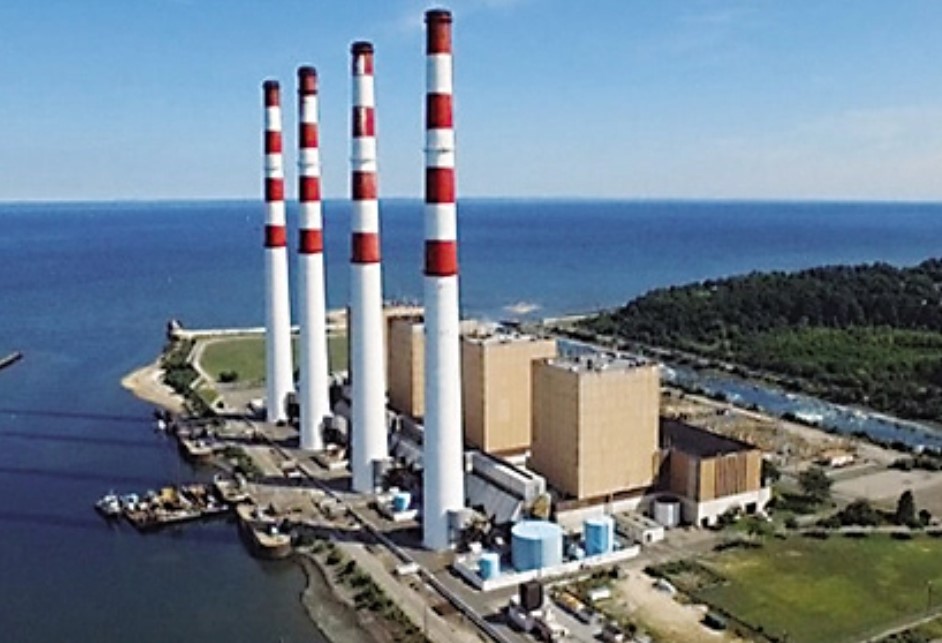 LIBN's tweet card. LIPA approves 5-year PSEG Long Island extension, saving $17M, improving oversight, and holding 2026 budget flat despite ongoing legal challenge.