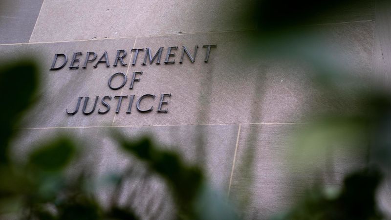 bstarrreports's tweet card. The Trump administration secretly sought and obtained the 2017 phone and email records of a CNN correspondent, the latest instance where federal prosecutors have taken aggressive steps targeting...