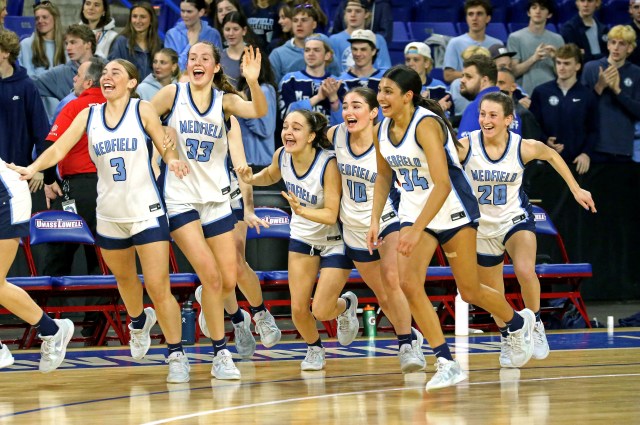 BostonHeraldHS's tweet card. Here is the final Boston Herald Eastern Mass. Top 25 girls basketball rankings of the 2024-25 season. Please note all records are through games played in the MIAA Basketball State Tournament.  …