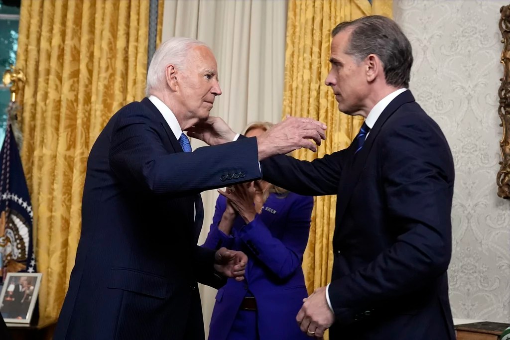 dcexaminer's tweet card. President Joe Biden announced Sunday he signed a pardon for his son Hunter, a sharp reversal from his previous position that he would not do so after the