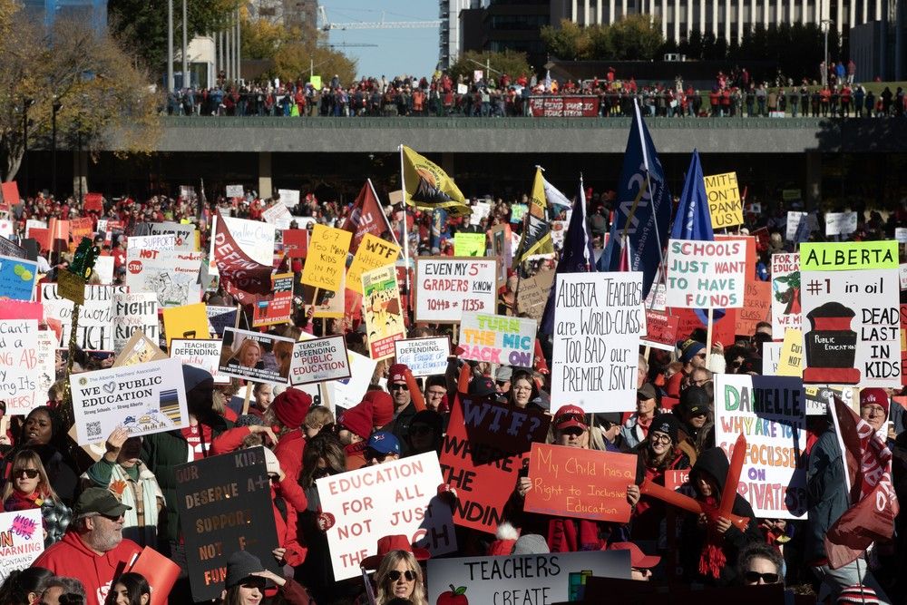 FortMacToday's tweet card. Alberta teachers' strike: Bargaining between ATA and province to resume Tuesday