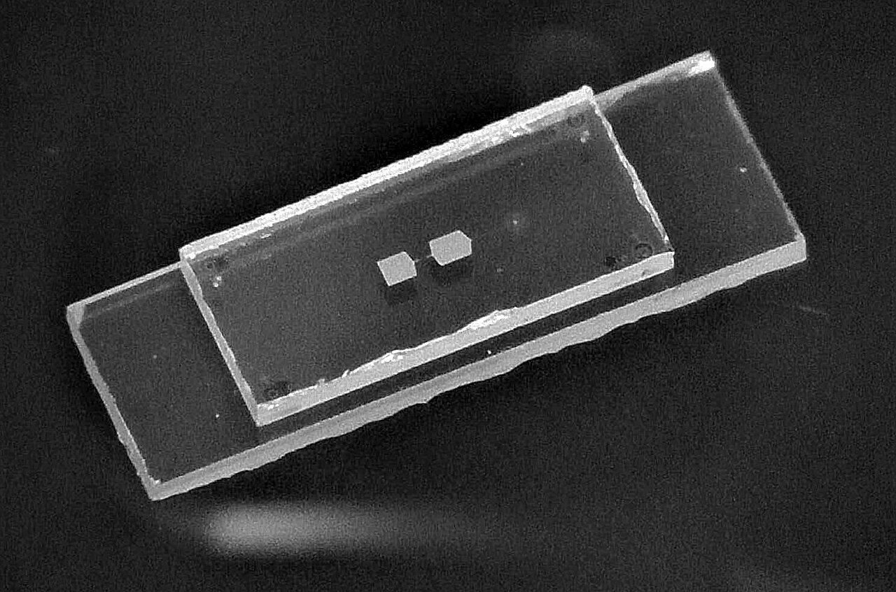 byteCoder's tweet card. A team of physicists at ETH Zürich has built the first-ever working mechanical qubit. In their paper published in the journal Science, the group describes their novel idea for creating such a qubit...