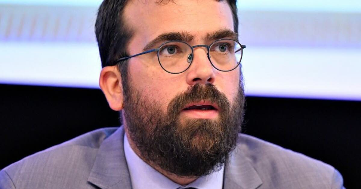 vincentchauvet's tweet card. Nouvelles responsabilités nationales pour Vincent Chauvet, le président du Modem de Saône-et-Loire. Le jeune maire d’Autun vient de faire son ...