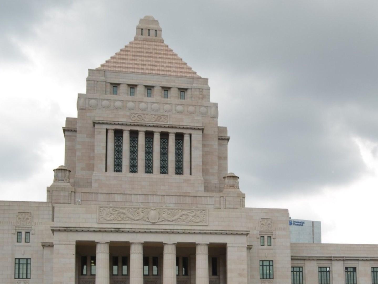 saitama_5992's tweet card. 　「違法外国人ゼロ」「政策の司令塔機能強化」－。自民党総裁選で候補が相次いで外国人政策の「規制強化」に言及している。24日の日本記者クラブ主催の討論会でも話題になった。政府は外国人労働者やインバウン