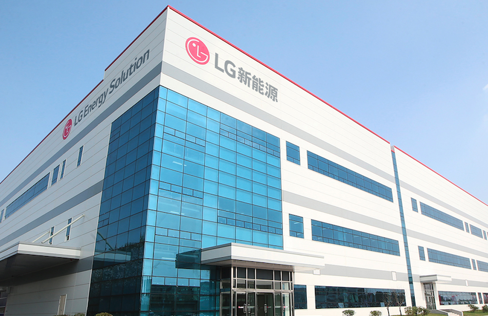 TheMetalnomist's tweet card. Yahua and LGES advance a $612mn Morocco lithium refinery targeting 90,000 t/yr to strengthen global EV supply chains.