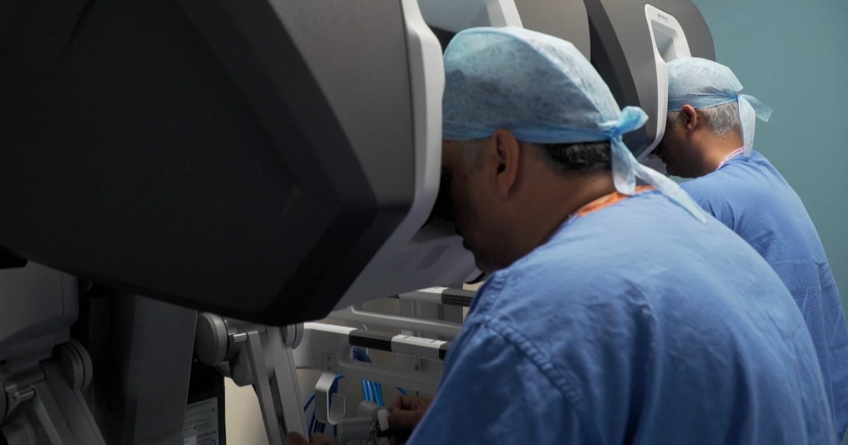 roboticsurgery's tweet card. It allows much better precision.
