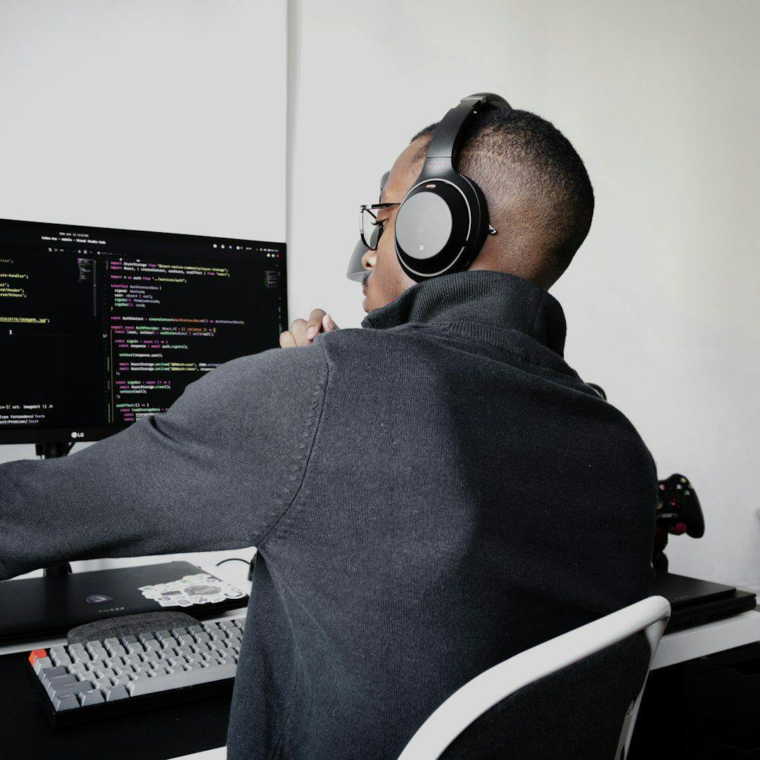 hackernoon's tweet card. Discover the journey from junior to senior Node.js developer—beyond npm packages. Learn why mastering fundamentals like the event loop, async patterns, streams,